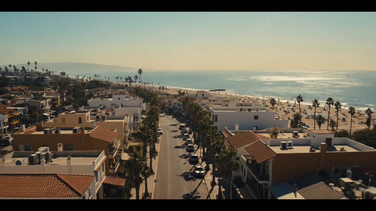 Primer tráiler del reboot de ‘BAYWATCH’, protagonizado por Stephen Amell, Noah Beck y Livvy Dunne.